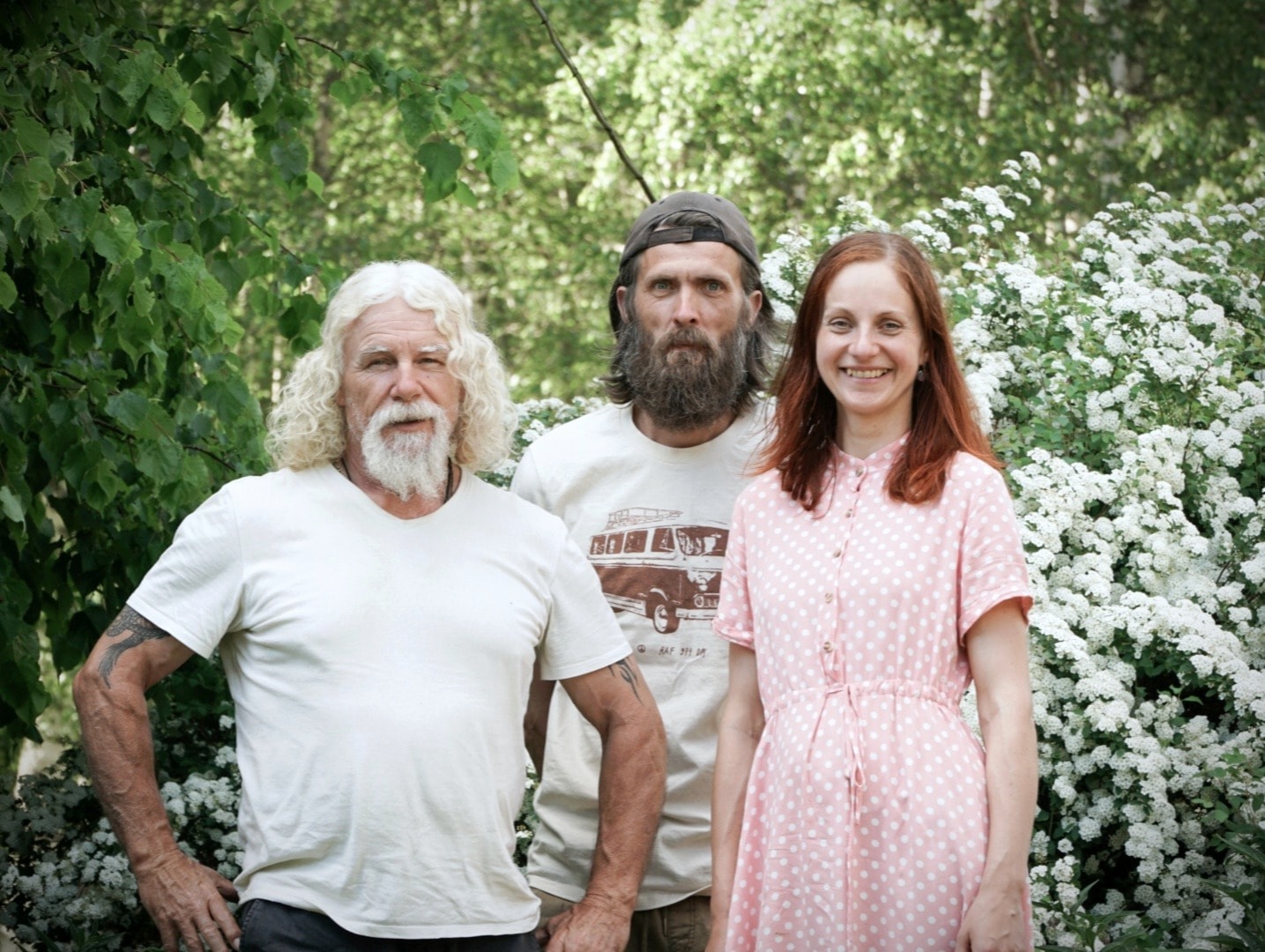The NorthSyntropy team in the garden
